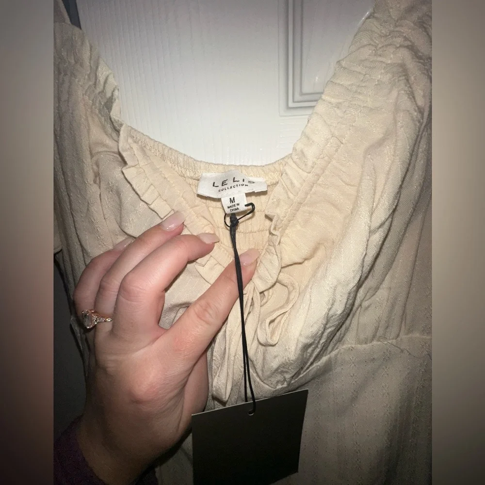 Romper ❤️ NWT - Picture 3 of 4